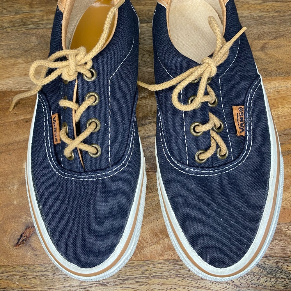 Vans Made in the USA Size 3 boys Original box and Deadstock Never worn